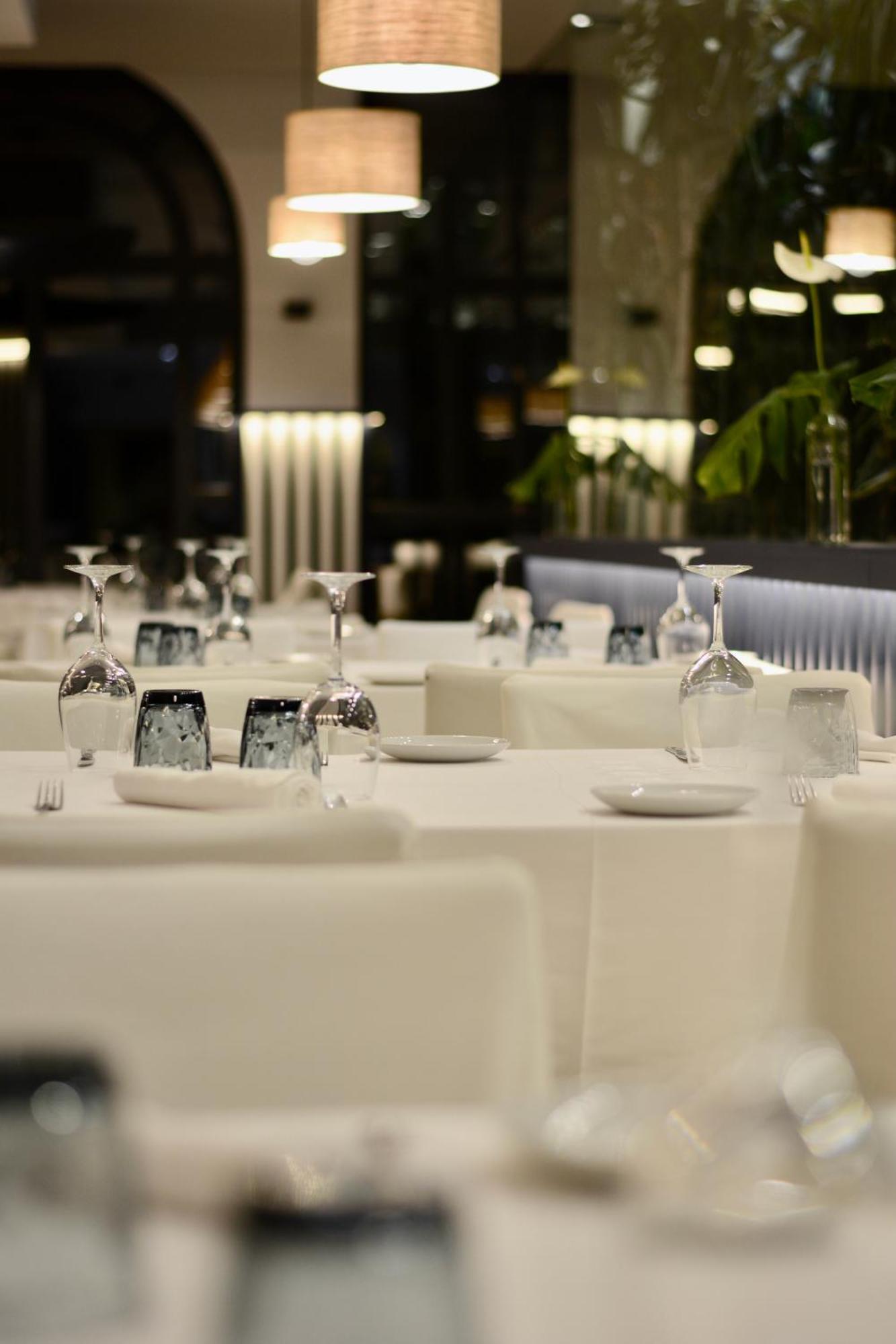 Hotel Olimpo Isla Plana エクステリア 写真